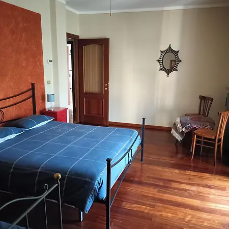 Casa Vicino شقة Carrù
